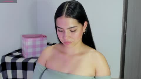 Natalia online show from 01.18.25