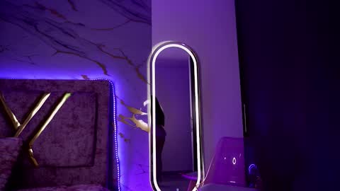 Natasha Vesper  online show from 01.08.26