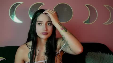 Hello im Natti online show from 05.05.26