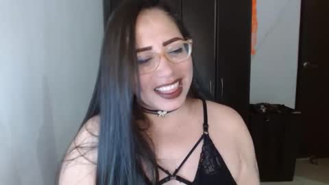 Natasha Smithe  online show from 10.19.25