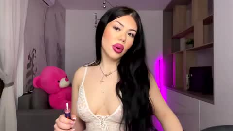 natashavoss online show from 03.08.25