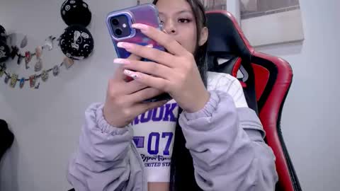 Natashax  online show from 10.17.25