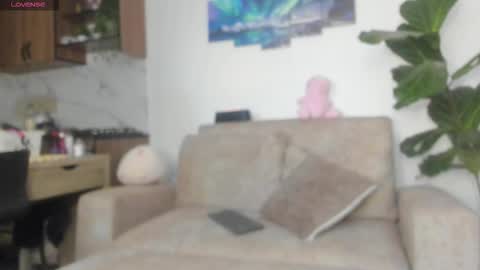 Natasha Independent model online show from 10.14.25