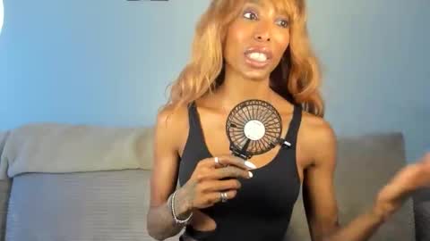 Natassia Dreams online show from 03.17.26