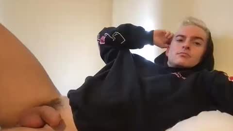 Snapshot of natetheexplorer chatting on 11.11.25 natetheexplorer online show from 11.11.25