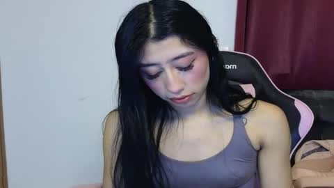 NATHALIA online show from 04.26.26