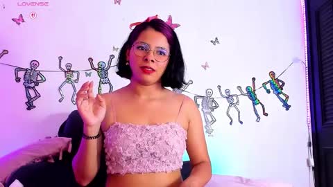 Snapshot of nath_redrex chatting on 10.20.25 Nath online show from 10.20.25