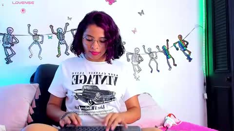 Snapshot of nath_redrex chatting on 10.23.25 Nath online show from 10.23.25