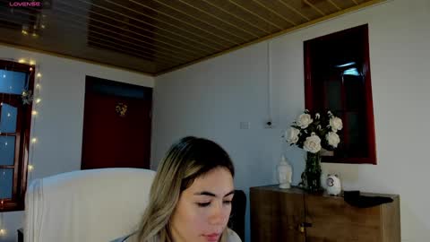 nathaly sky online show from 01.20.25