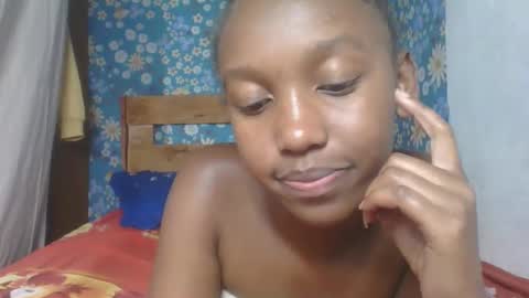 Snapshot of nathalia069 chatting on 04.28.26 nathalia069 online show from 04.28.26