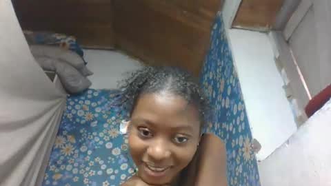 Snapshot of nathalia069 chatting on 05.27.26 nathalia069 online show from 05.27.26