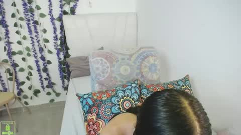 Snapshot of nathaliasweet_1_ chatting on 05.11.26 nathaliasweet_1_ online show from 05.11.26