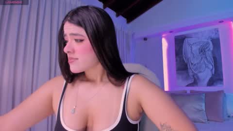 NATHALIE online show from 10.25.25