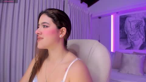 NATHALIE online show from 12.20.25