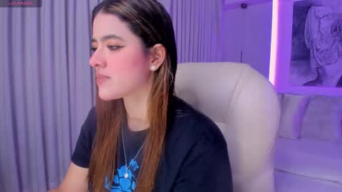 NATHALIE online show from 12.21.25