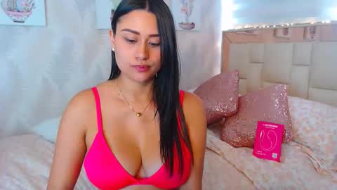 Nathalie Rose online show from 04.18.26