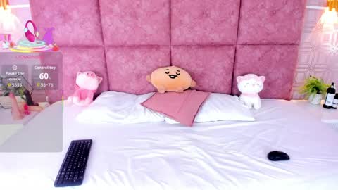 Nathalie Ross online show from 04.18.26