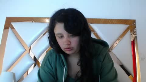 nathaly low online show from 04.06.26