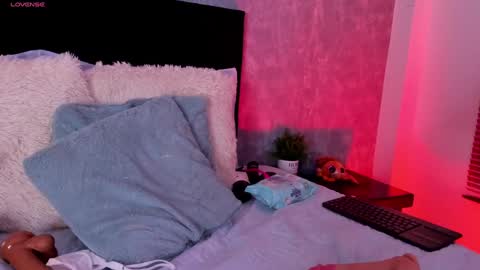 Snapshot of nathalylopez chatting on 12.08.24 Nathaly lopez online show from 12.08.24