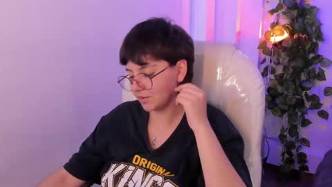 nathalyy_ds online show from 04.17.26