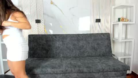 nathasha_ggh online show from 10.21.25