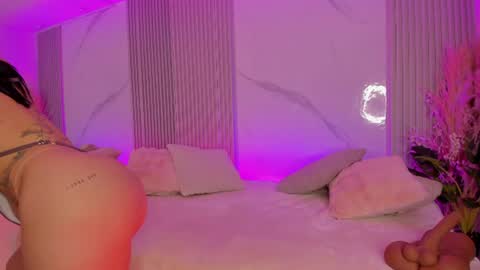 Snapshot of nathassa_grant_ chatting on 07.14.26 Natha online show from 07.14.26