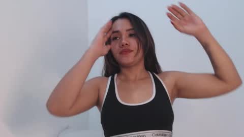 Snapshot of nathy_02 chatting on 11.13.25 nathy online show from 11.13.25