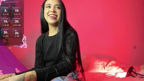 Nathalia online show from 10.23.25