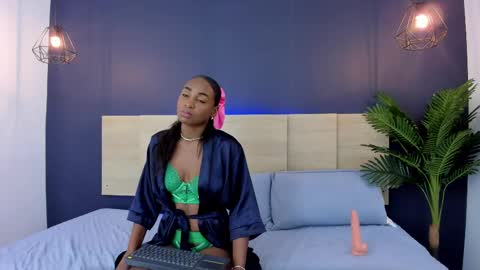 nathy_ross online show from 02.12.25