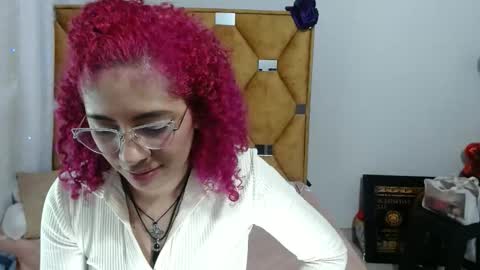 nathy_voyeur online show from 04.06.26