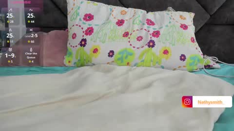 Snapshot of nathysmith chatting on 01.08.25 Nathalie online show from 01.08.25