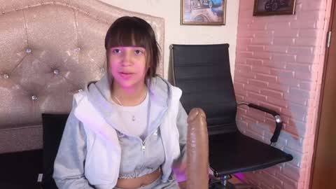 Snapshot of nathytorres chatting on 02.07.25 Natalia Torres online show from 02.07.25