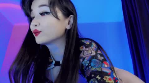 natsumi18 online show from 03.05.25