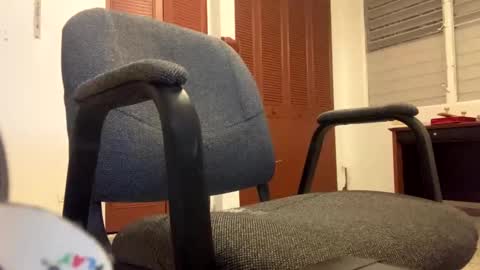 Snapshot of natsurept chatting on 12.17.24 Jose online show from 12.17.24