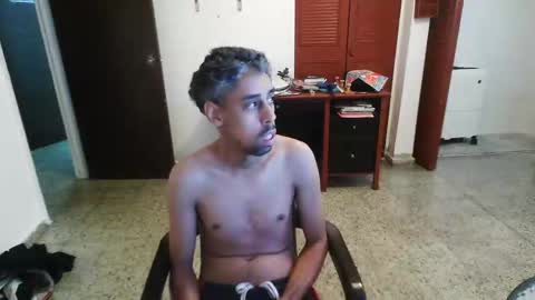 Snapshot of natsurept chatting on 09.19.25 Jose online show from 09.19.25