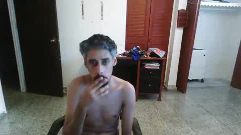 Snapshot of natsurept chatting on 10.05.25 Jose online show from 10.05.25