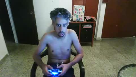 Snapshot of natsurept chatting on 10.20.25 Jose online show from 10.20.25