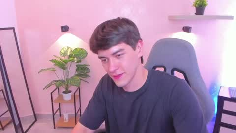 Nathaniel online show from 04.14.26