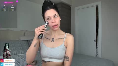 Snapshot of nattywithoutdaddy chatting on 01.05.25 NATTY FIERROS online show from 01.05.25