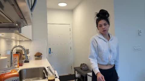 Snapshot of nattywithoutdaddy chatting on 09.23.25 NATTY FIERROS online show from 09.23.25