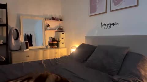 Natural Milf69 online show from 02.22.26