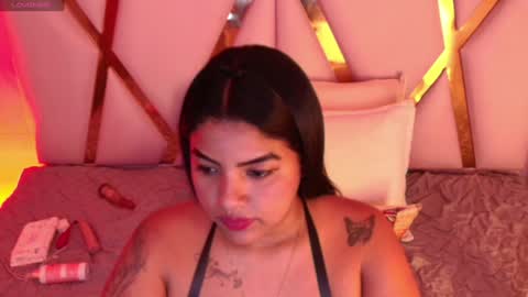 Snapshot of naturall_latina_ chatting on 12.10.24 Sofia online show from 12.10.24