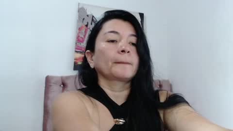 Snapshot of naturally_mature chatting on 05.04.26 Sammy online show from 05.04.26