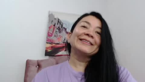 Snapshot of naturally_mature chatting on 05.23.26 Sammy online show from 05.23.26