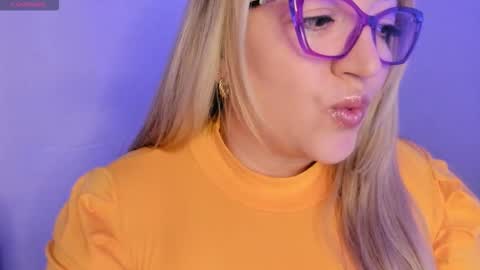 Snapshot of naty__mature_ chatting on 02.18.26 Nataly online show from 02.18.26