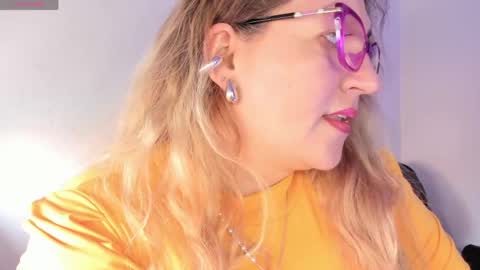 Snapshot of naty__mature_ chatting on 04.20.26 Nataly online show from 04.20.26