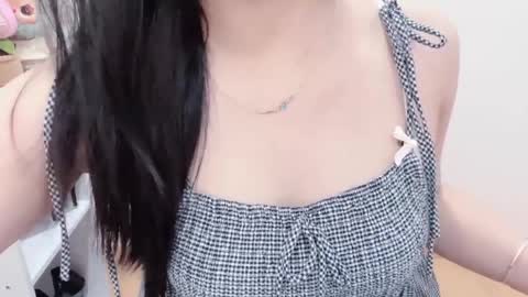 Kiki online show from 04.06.26