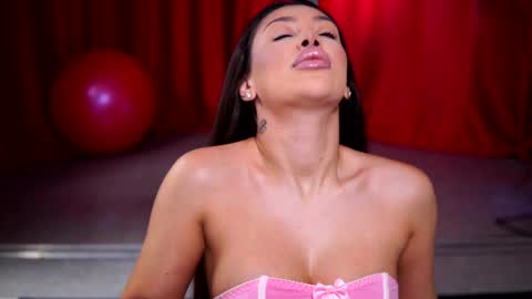 Naty online show from 01.23.25