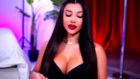 Naty online show from 11.01.25