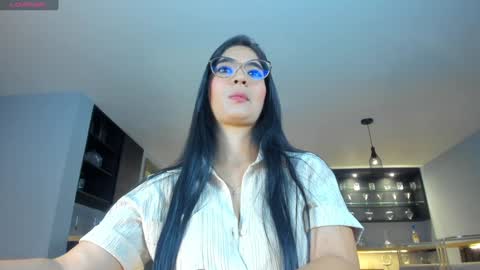 Snapshot of natyferrer chatting on 01.11.25 Naty Ferrer online show from 01.11.25